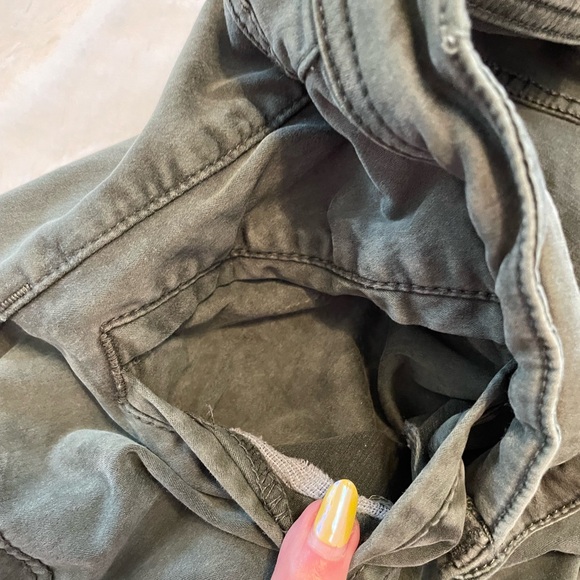 Ava & Viv Fitted Cargo Jeggings - Picture 6 of 6